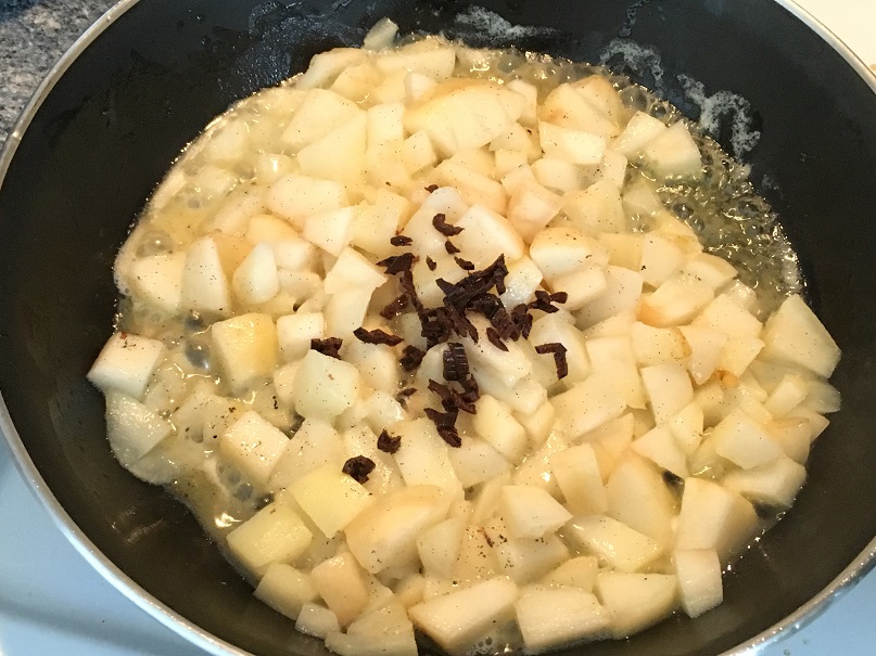 Dôme de poire — cubes dorés