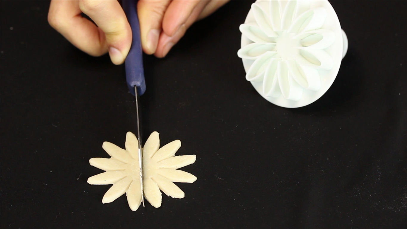 Feuilletés fraises cœur — sortie du four