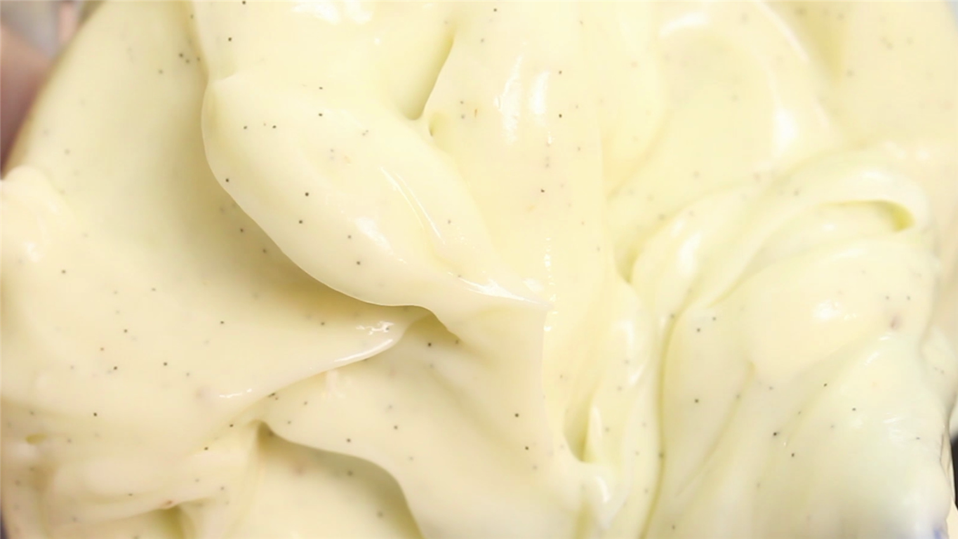 Dorure œuf battu — feuilletés cœur