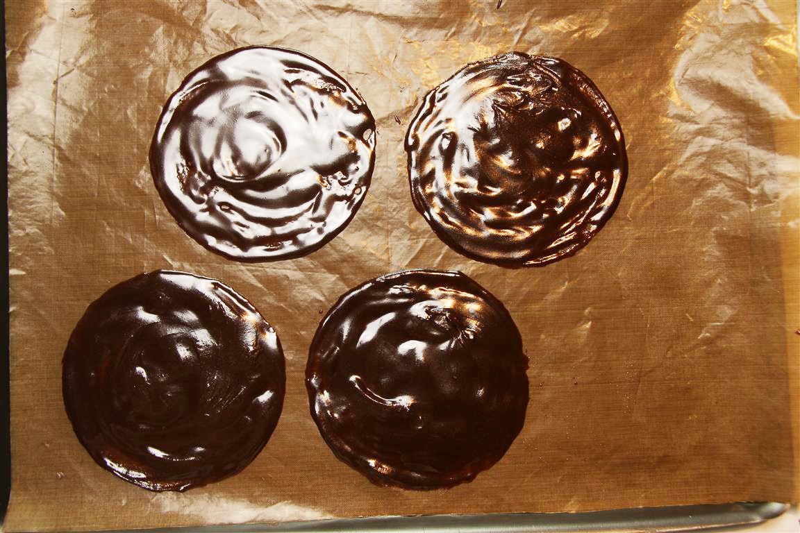 Feuille croustillante cacao — cuisson four