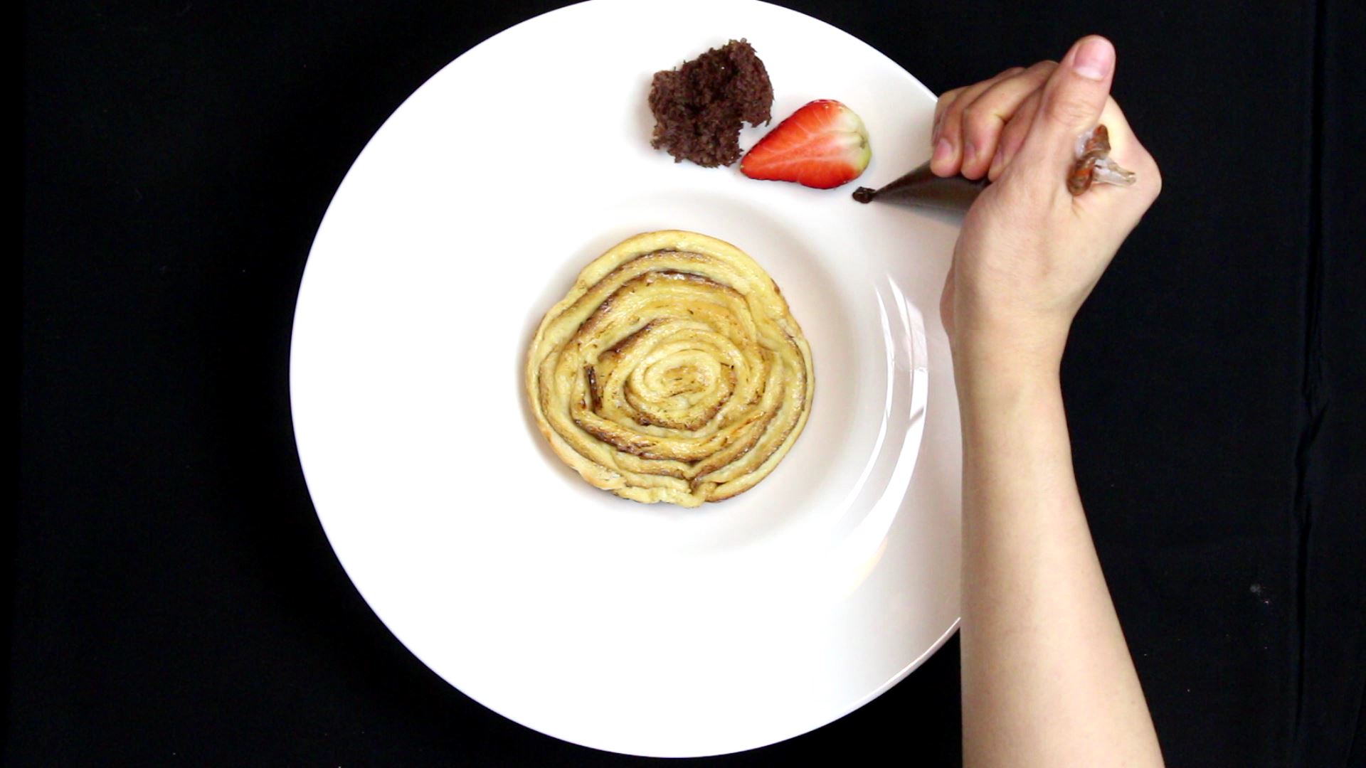 Ganache au chocolat — décoration gâteau pain perdu