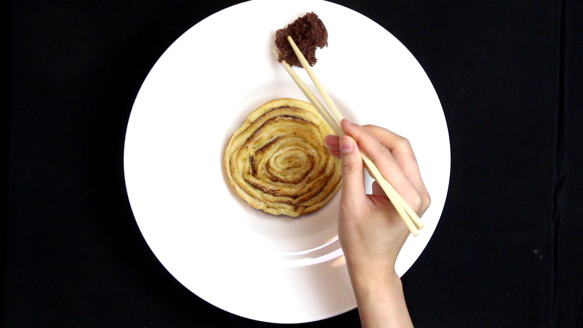 Gâteau éponge cacao — texture corail