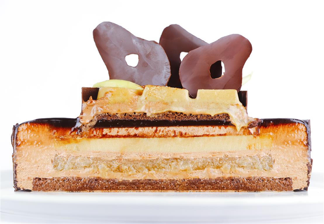 Entremets poire chocolat — coupe intérieure