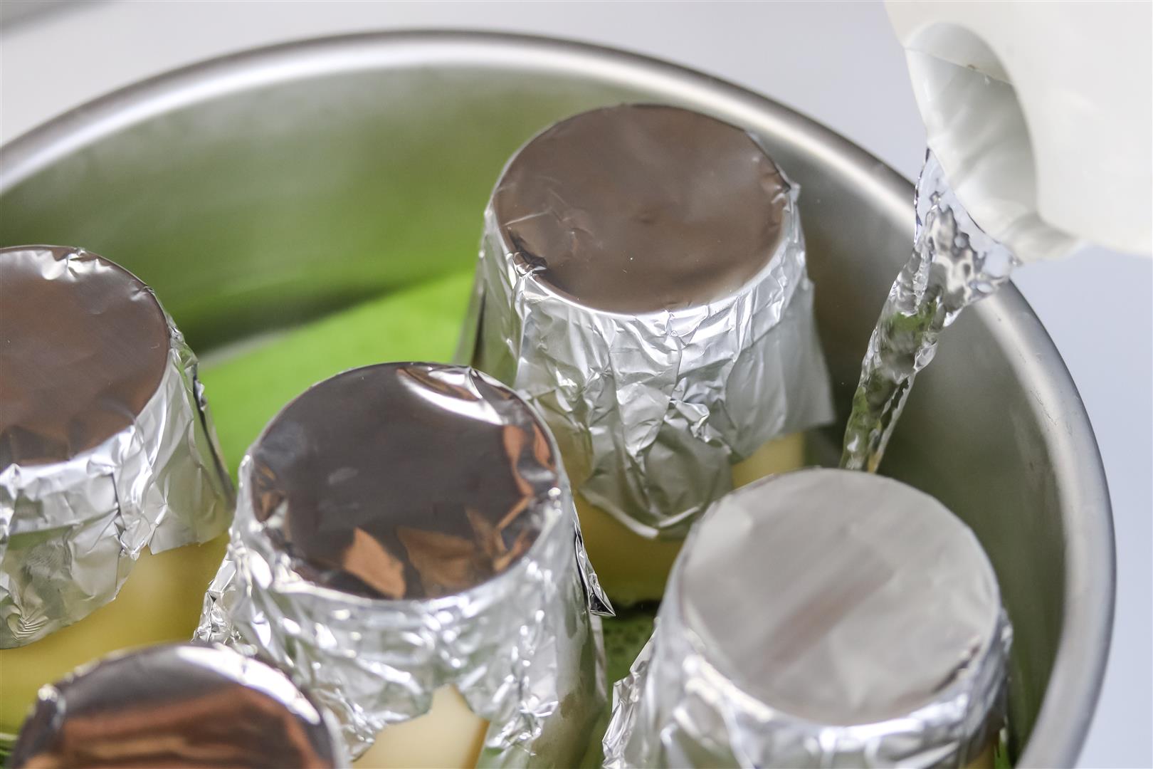 Purin japonais Vanille Bleue — cuisson au four bain-marie