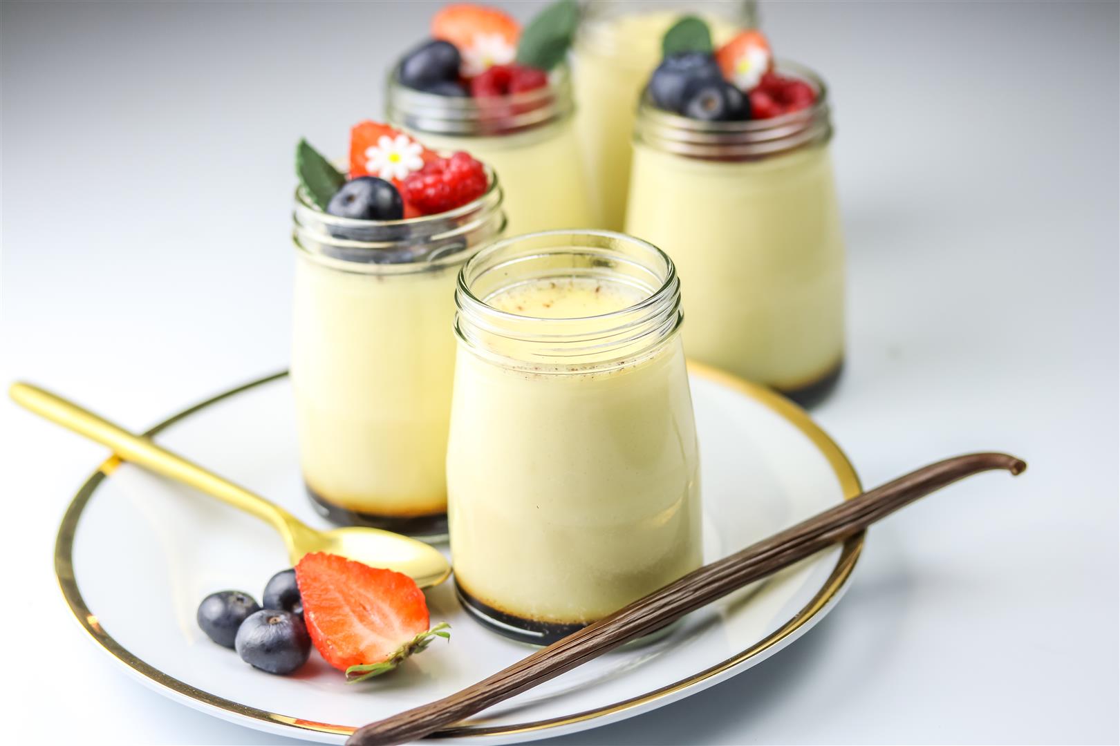 Purin pudding japonais à la Vanille Bleue — démoulé