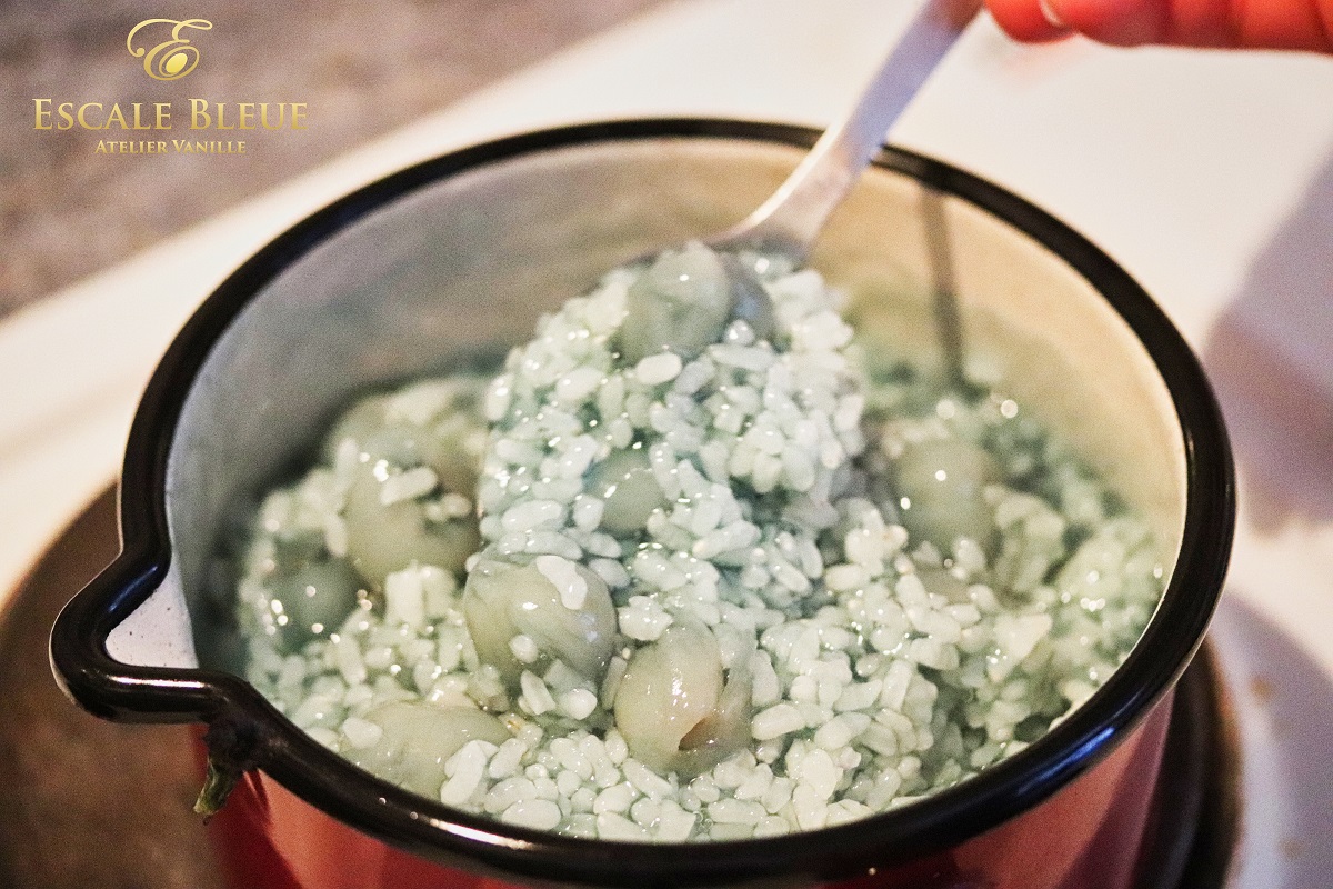 Verrines longanes au riz bleu pois papillon